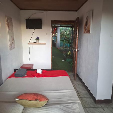 Aparthotel Villa Pacande & Rooms Pilas Zimmer foto