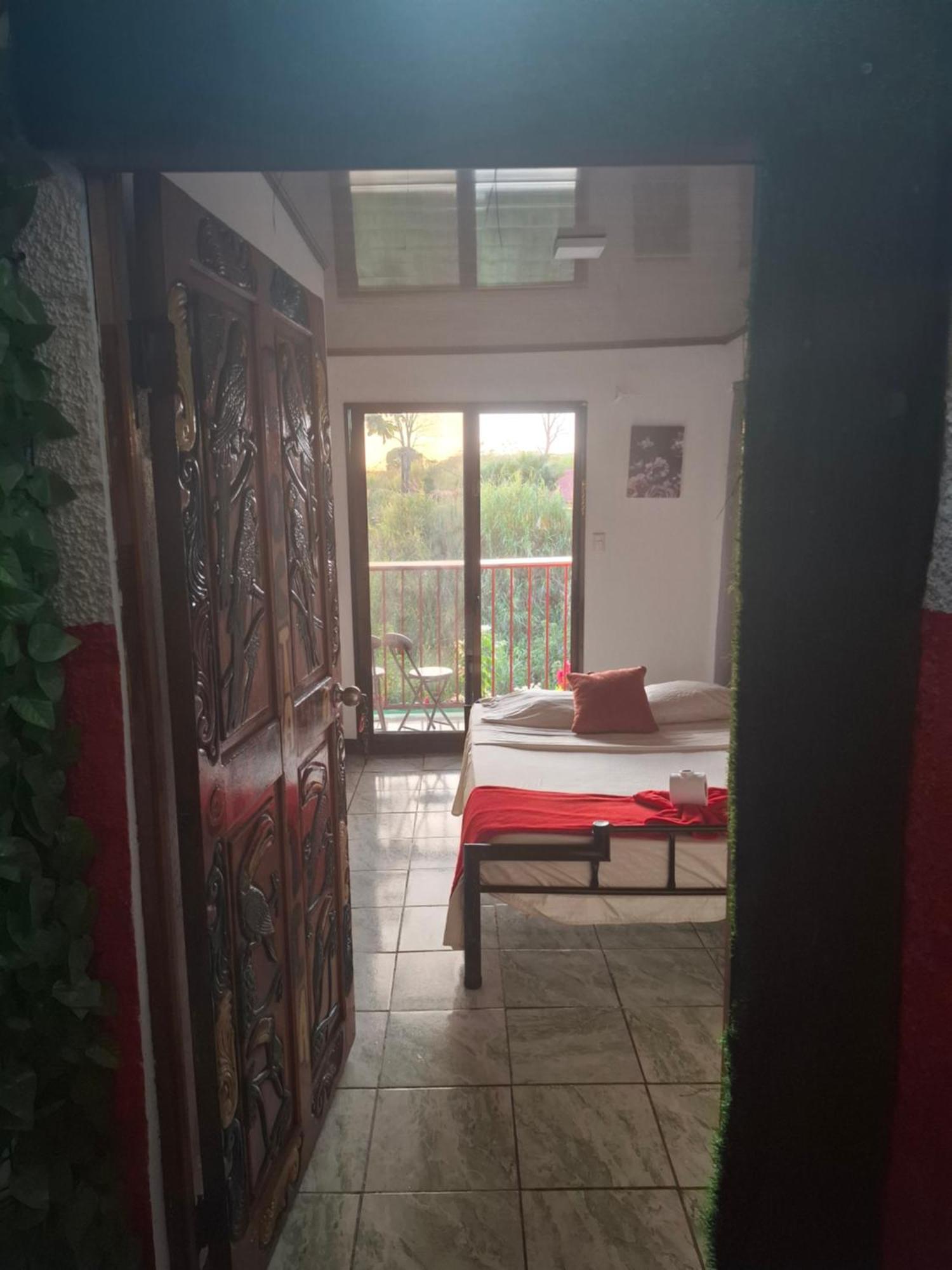 Aparthotel Villa Pacande & Rooms Pilas Zimmer foto